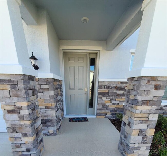 Building Photo - 2518 Warren Acrs Blvd