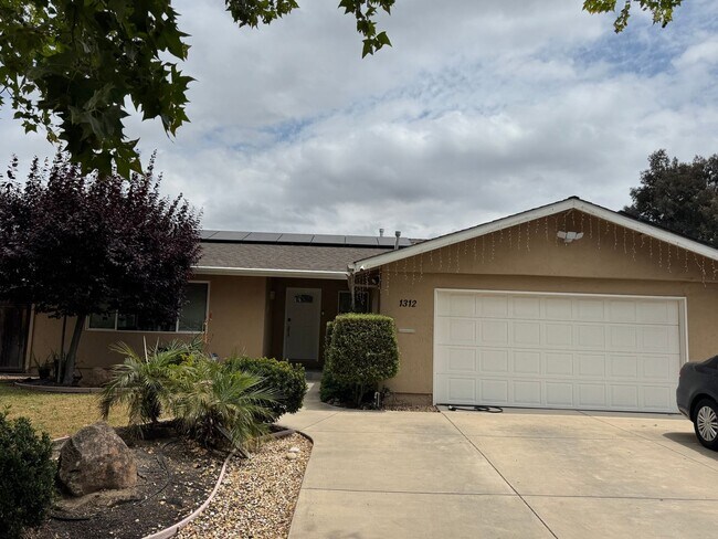 Building Photo - SAN JOSE- Beautifully maintained home with a spacious backyard.