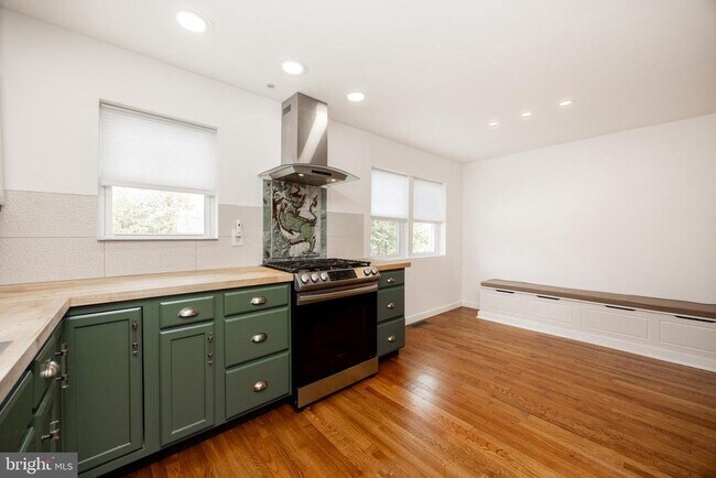 Foto del edificio - 353 William St