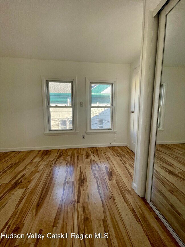 Foto del edificio - 720 Warren St