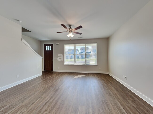 Foto del edificio - 5336 Tupelo St
