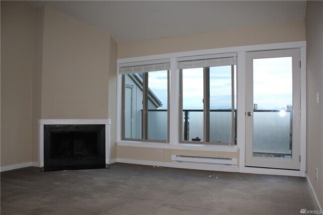 Building Photo - 5829 NE 75th St