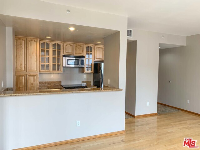 Foto del edificio - 541 S Spring St