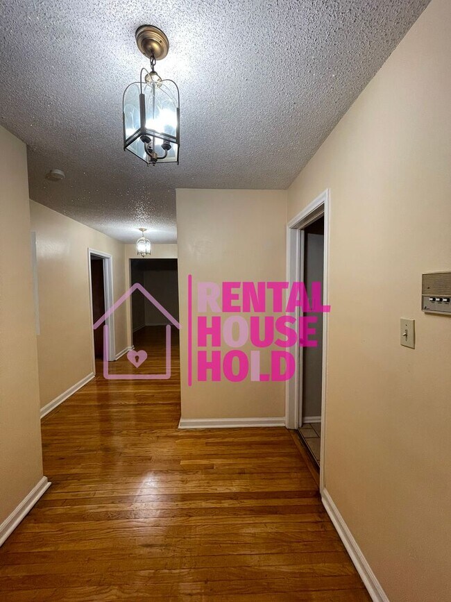 Foto del edificio - 2 Bedroom 1 Bath Condo