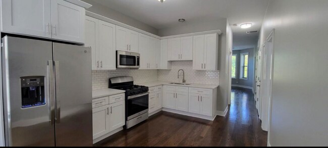 Foto del edificio - 4105 W Cermak Rd