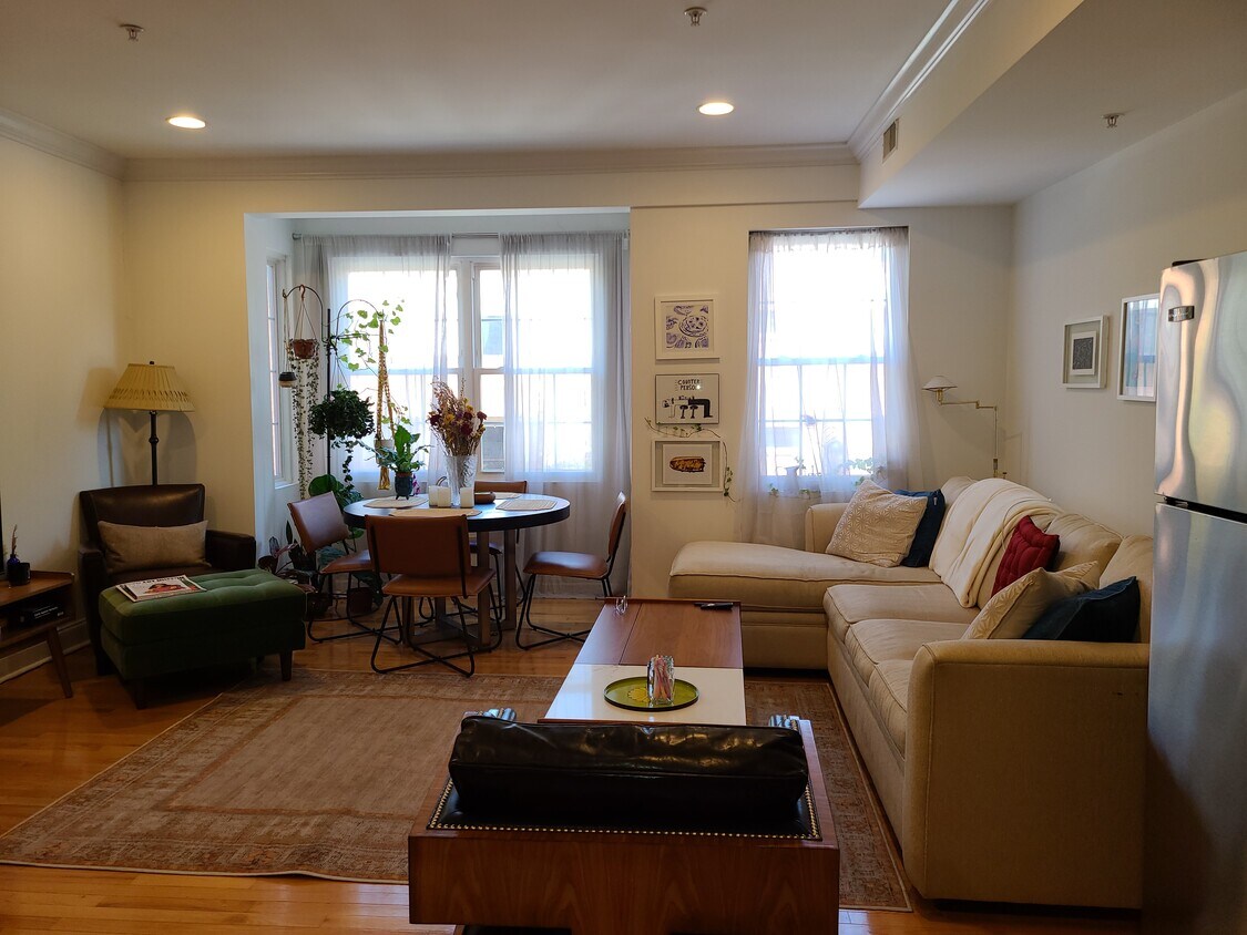 Foto principal - 1220 South St