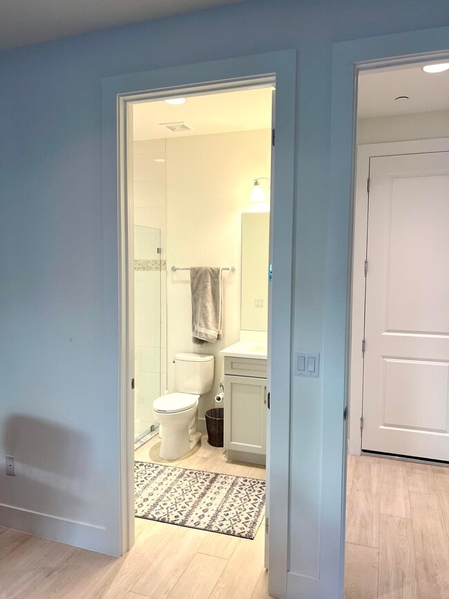 Building Photo - 5252 Beckman Ter