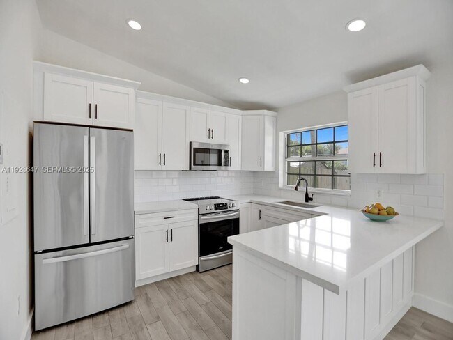 Building Photo - 13529 SW 62nd St