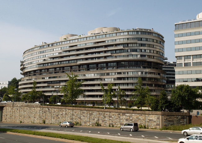 Foto del edificio - Watergate East Residences