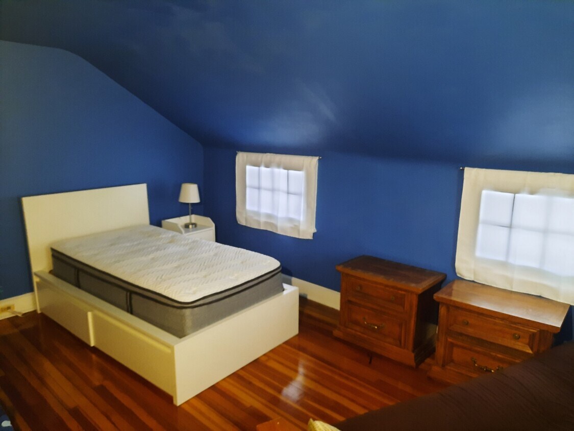 Foto del edificio - 231 Parish Dr