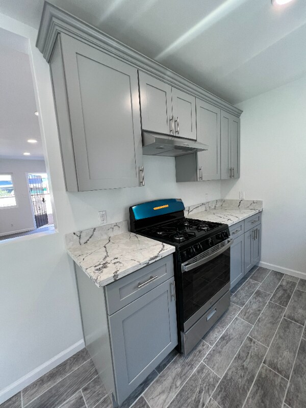 Foto del edificio - 2333 S Mansfield Ave