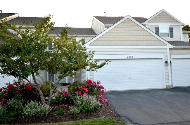 Building Photo - 2340 Sheehan Dr