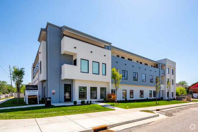 Foto del edificio - Clay Street Commons