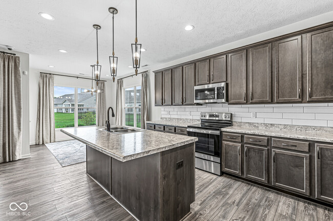 Building Photo - 9442 Orchard Cove Dr