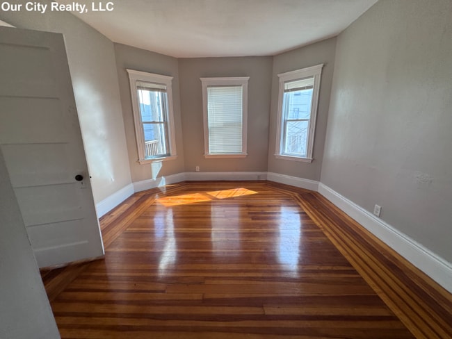 Building Photo - 26-28 Belknap St