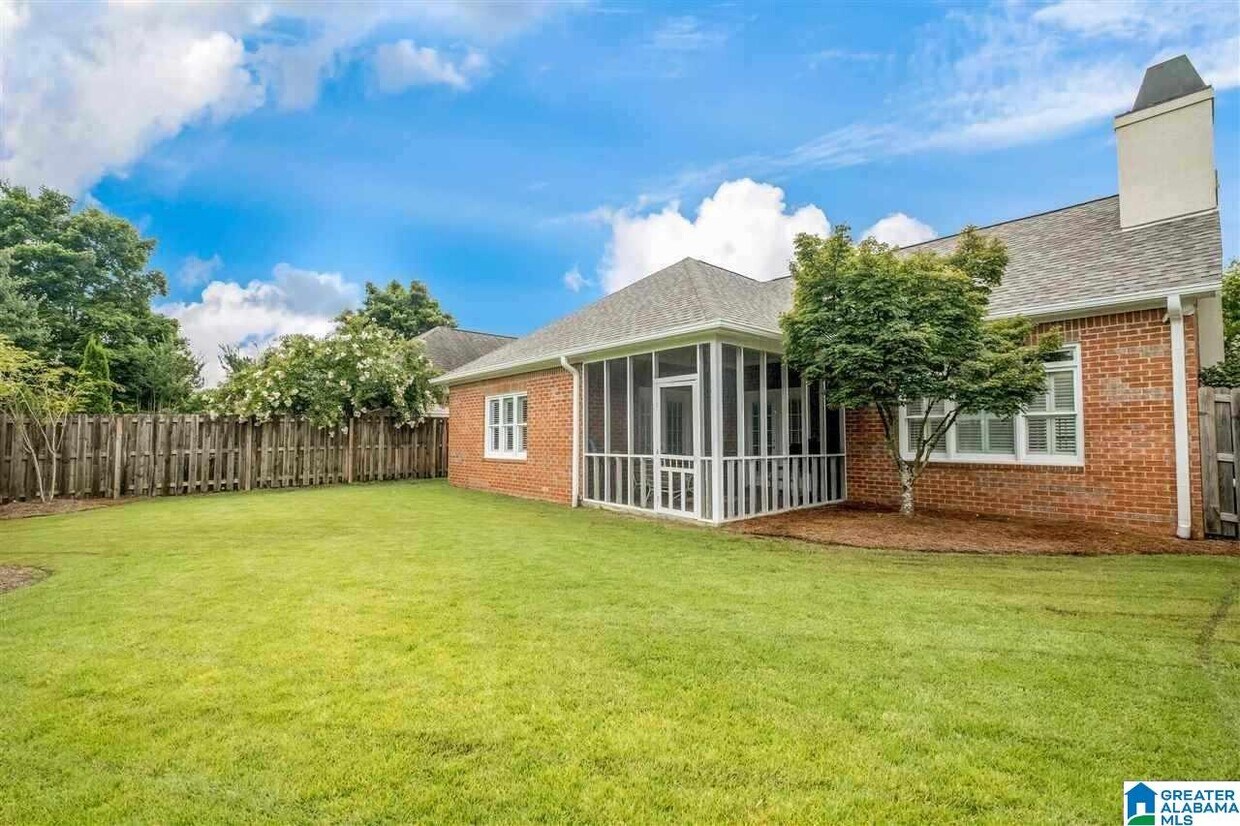 Building Photo - 4205 Vestview Cir