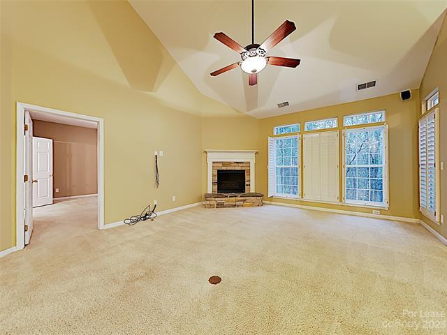Building Photo - 9624 Sunset Grove Dr