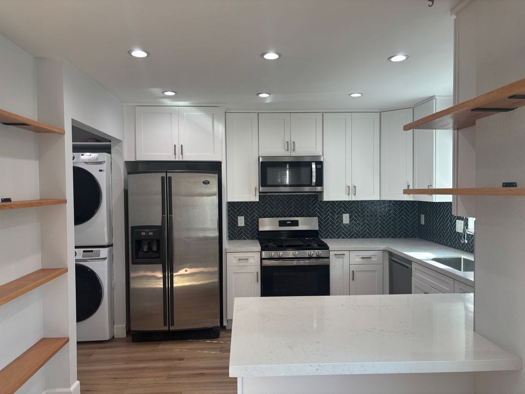 Foto principal - 4717 168th St