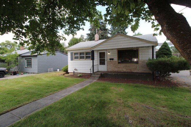 Building Photo - 6112 N Driscoll Blvd
