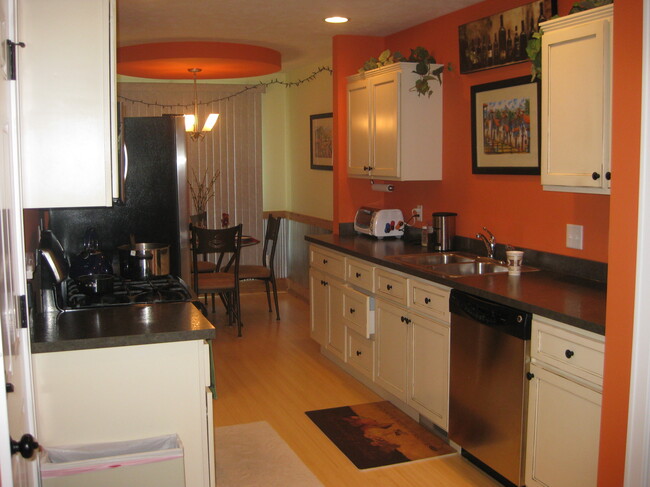 Foto del edificio - 902 Blodgett St SE