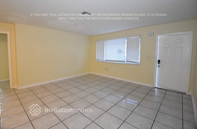 Foto del edificio - 6740 SW 10th Ct