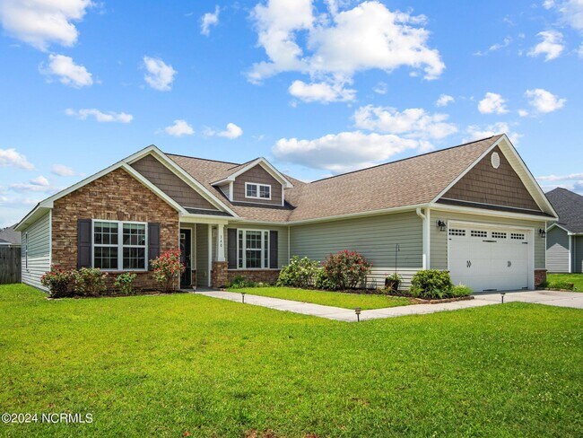 Building Photo - 140 Prelude Dr