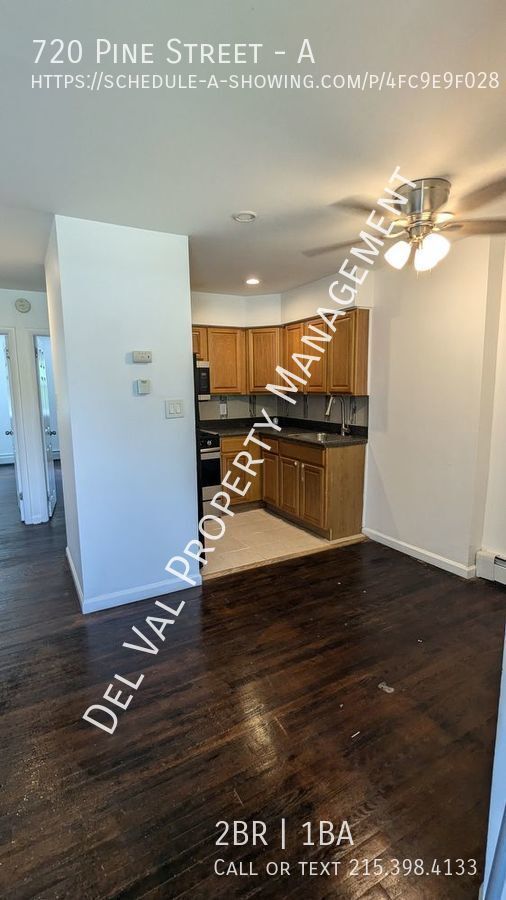 Building Photo - Recently renovated, 1st floor unit, 2-Bedr...