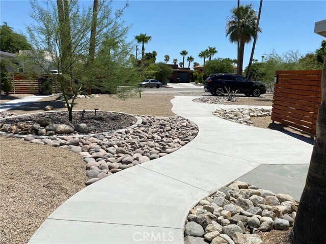 Building Photo - 2155 N Junipero Ave