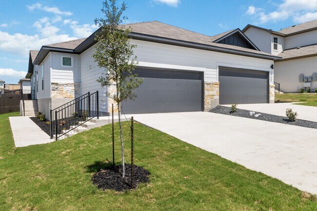 Building Photo - Brand New 3-Bedroom Unit with Open Floor Plan & Private Yard in Buda