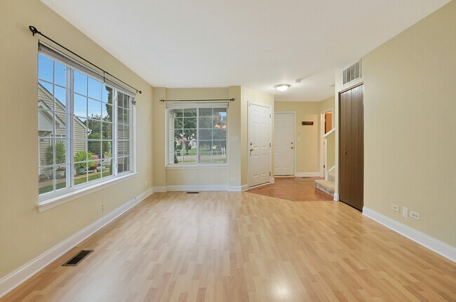 Foto del edificio - 3184 Impressions Dr