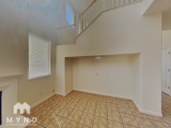Building Photo - 133 Orchard Park Pl