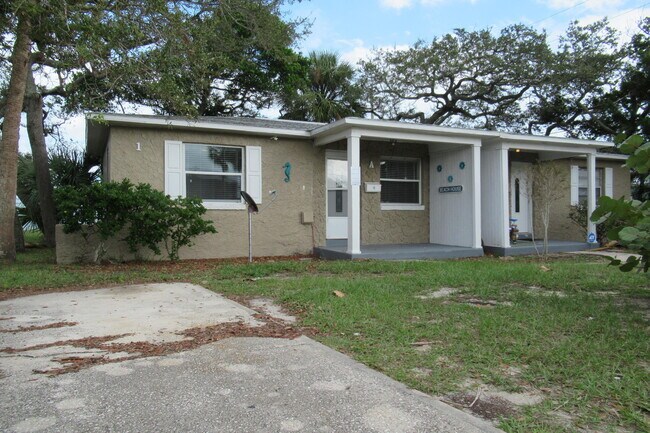 Building Photo - 1 Cypress Cir