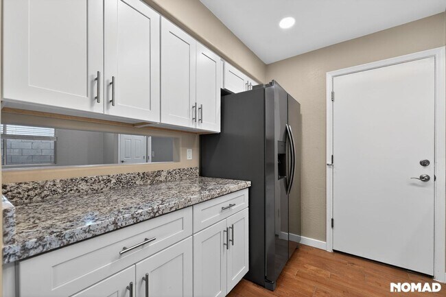 Foto del edificio - 302 N Cameron St