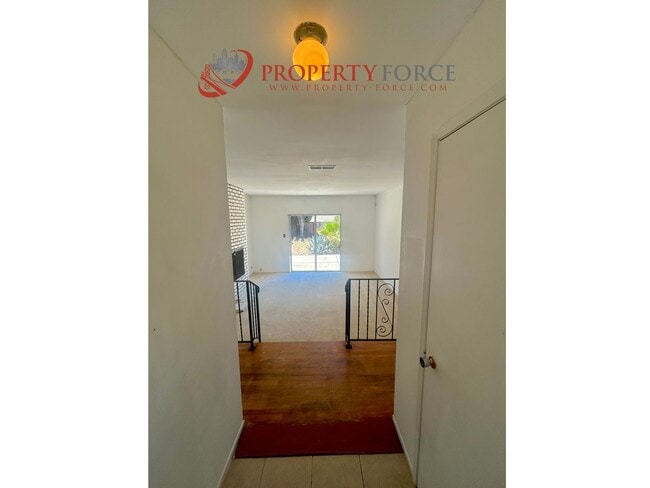 Foto del edificio - 2085 Ashwood Ln