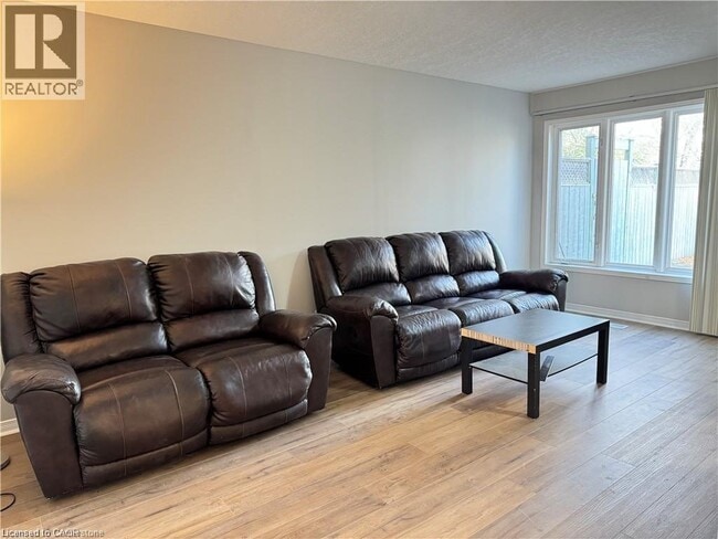 Building Photo - 388 Laurel Gate Dr