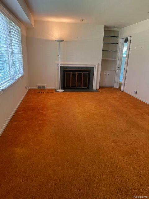 Foto del edificio - 120 Westchester Way