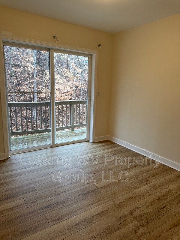 Foto del edificio - 1811 Winding Hill Dr