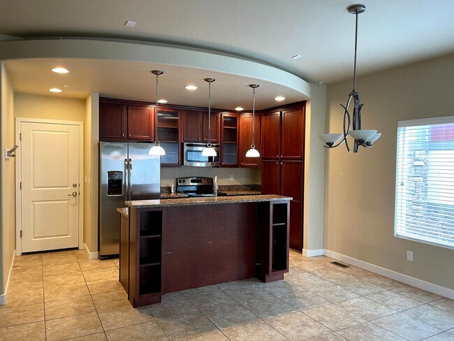 Building Photo - Beautiful Midvale Townhome for rent!