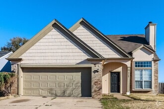 Building Photo - 2500 Coldstream Dr