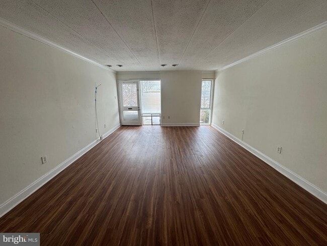 Foto del edificio - 2635 Fort Farnsworth Rd