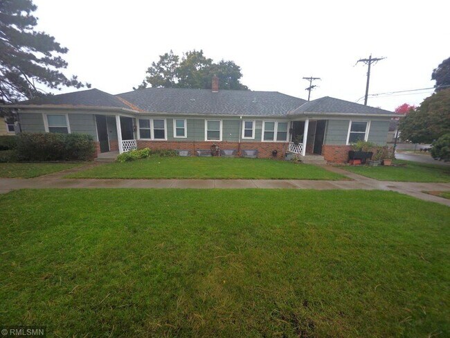 Foto del edificio - 2056 W Bayard Ave
