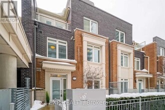 Building Photo - 370 Square One Dr
