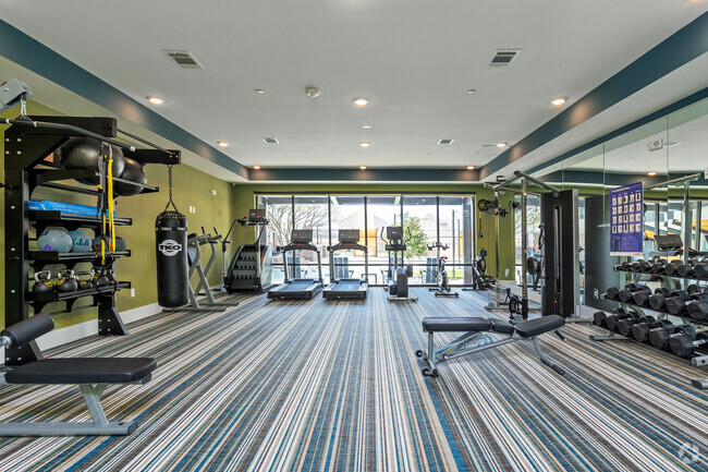 Fitness Center - Hunters Creek Apartments