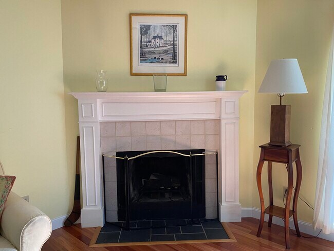 Foto del edificio - 6 Pond Dr W