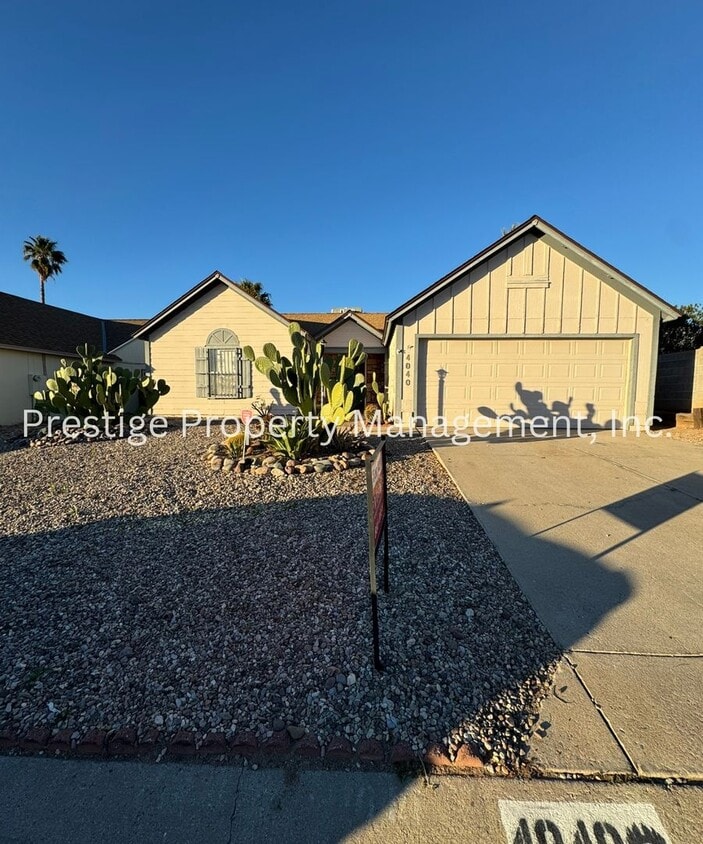 3/2 Charming Northwest Home! - 3/2 Charming Southwest Home!