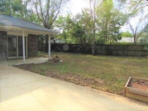 Building Photo - 4237 Futura Dr