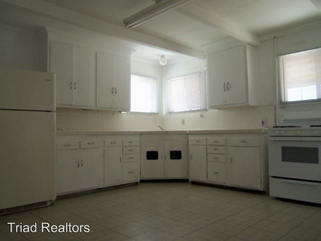 Building Photo - 5535 Adobe Rd