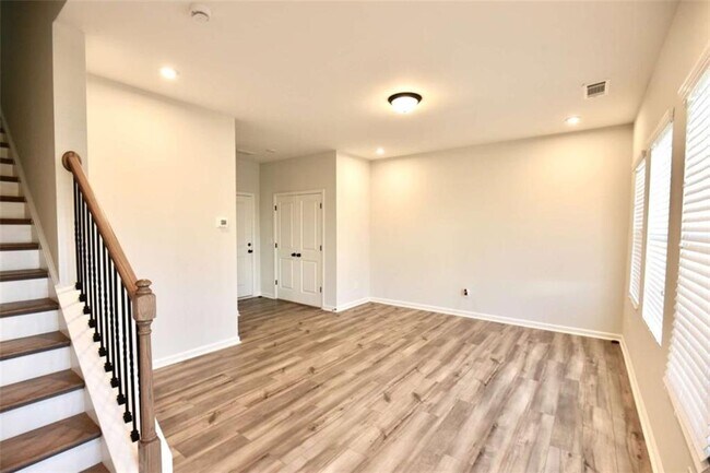 Building Photo - 809 Cameron Trl