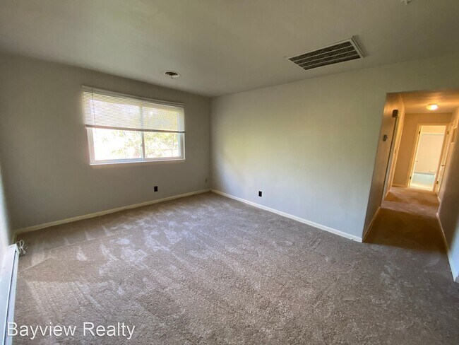 Foto del edificio - 2 br, 1 bath House - 3875 Wake Cir. Apt. B