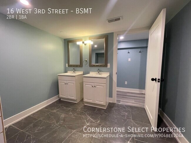 Photo du bâtiment - Spacious Lower Suite By Mohawk College